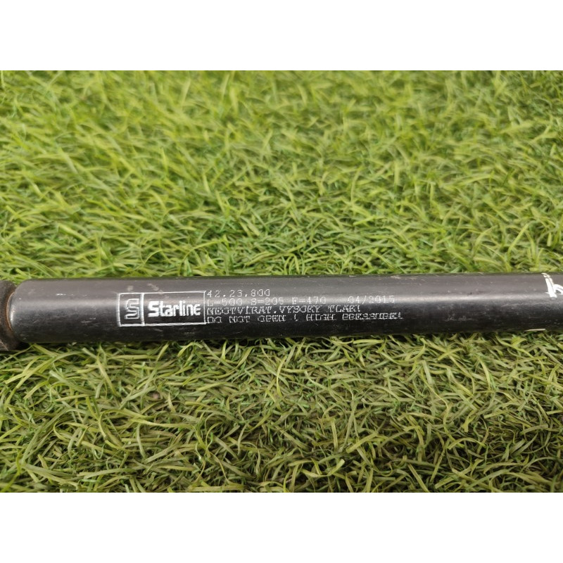 Амортизатор багажника (кузов и элементы) Volkswagen Passat B5 2000 2.5