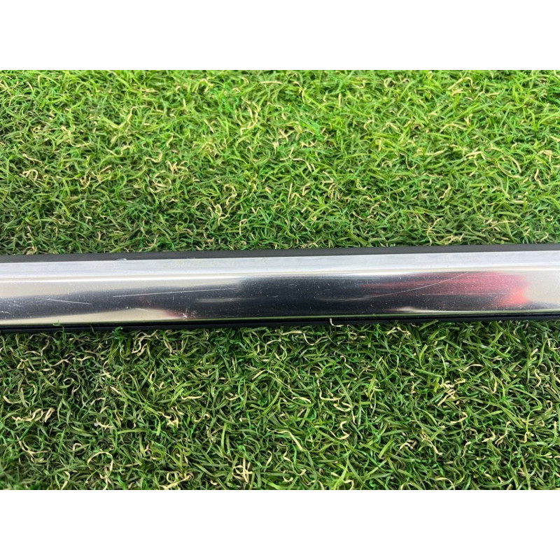 Уплотнитель стекла двери (кузов и элементы) Volkswagen Touareg FL 2015 3.6 7P0837476H7Z7