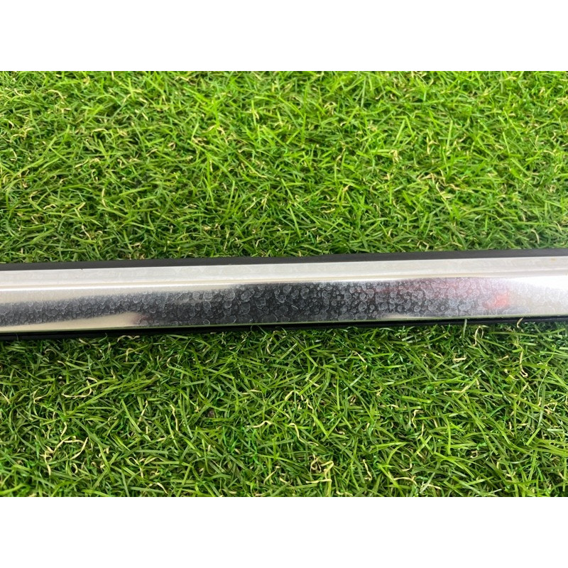 Уплотнитель стекла двери (кузов и элементы) Volkswagen Touareg FL 2015 3.6 7P0837476H7Z7