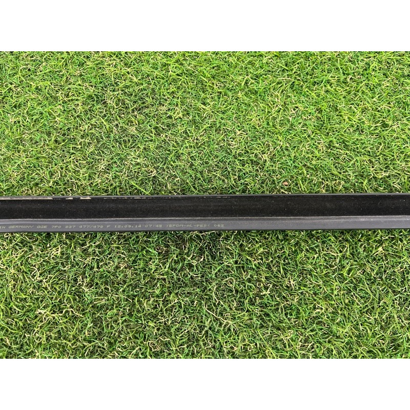 Уплотнитель стекла двери (кузов и элементы) Volkswagen Touareg FL 2015 3.6 7P0837476H7Z7