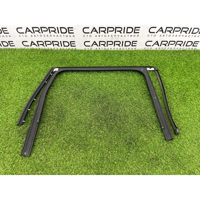 Ущільнювач скла дверей (кузов і елементи) Volkswagen Touareg NF 2012 3.6 7P0839431J