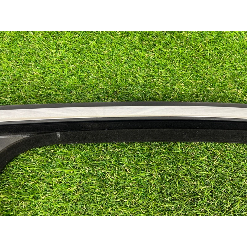 Ущільнювач скла дверей (кузов і елементи) Volkswagen Touareg NF 2011 3.6 7P0837432H5AP