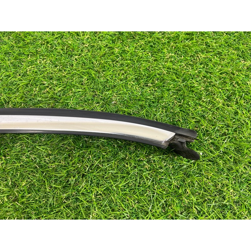 Ущільнювач скла дверей (кузов і елементи) Volkswagen Touareg NF 2011 3.6 7P0837432H5AP