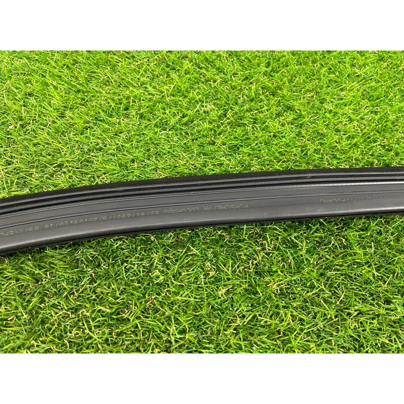 Ущільнювач скла дверей (кузов і елементи) Volkswagen Touareg NF 2011 3.6 7P0837432H5AP
