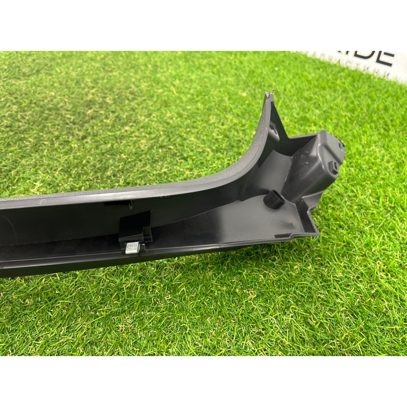 Обшивка крышки багажника (салон) AUDI Q5 8R 2012 3.2 CALB 8R0867973A6PS