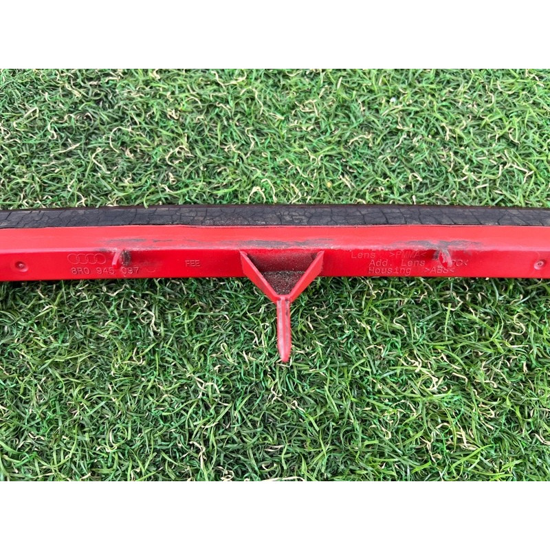 Повторитель стоп сигнала (оптика) AUDI Q5 8R 2012 3.2 CALB 8R0945097