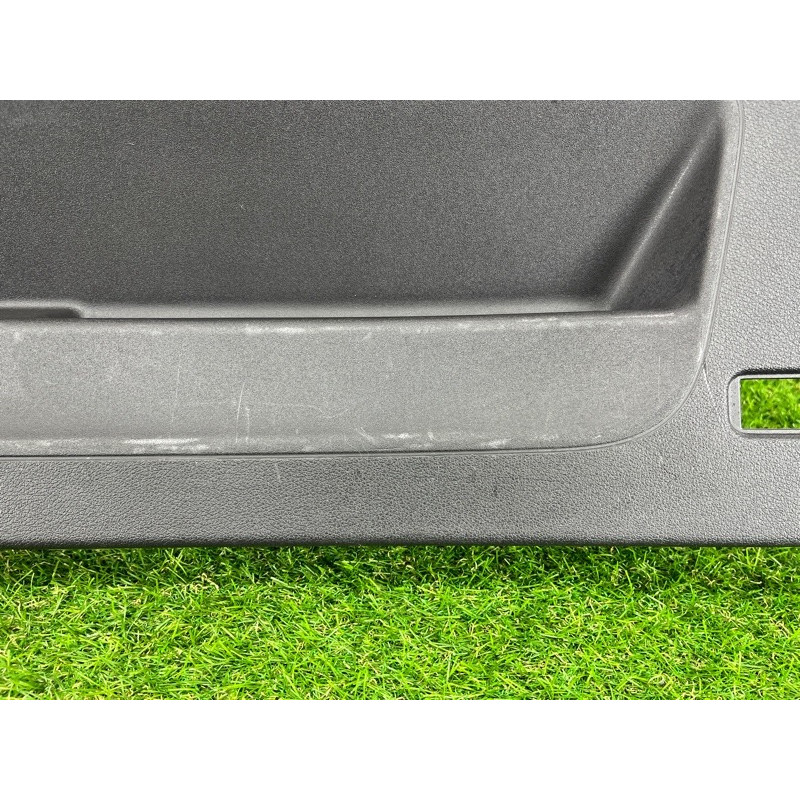 Обшивка крышки багажника (салон) AUDI Q5 8R 2012 3.2 CALB 8R0867979B6PS