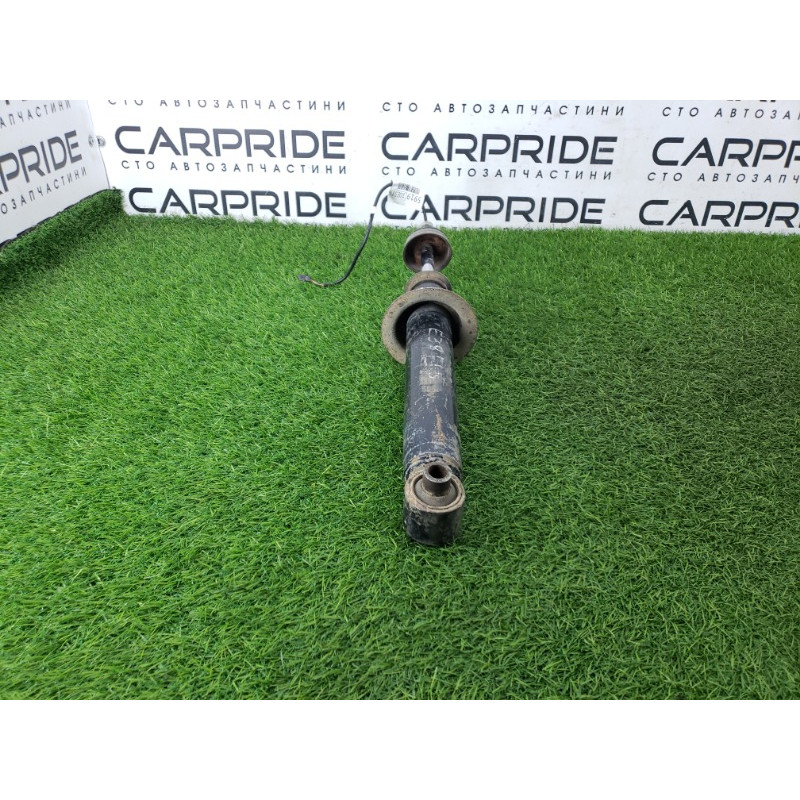 Амортизатор (подвеска) BMW 7-series E38 33521091573