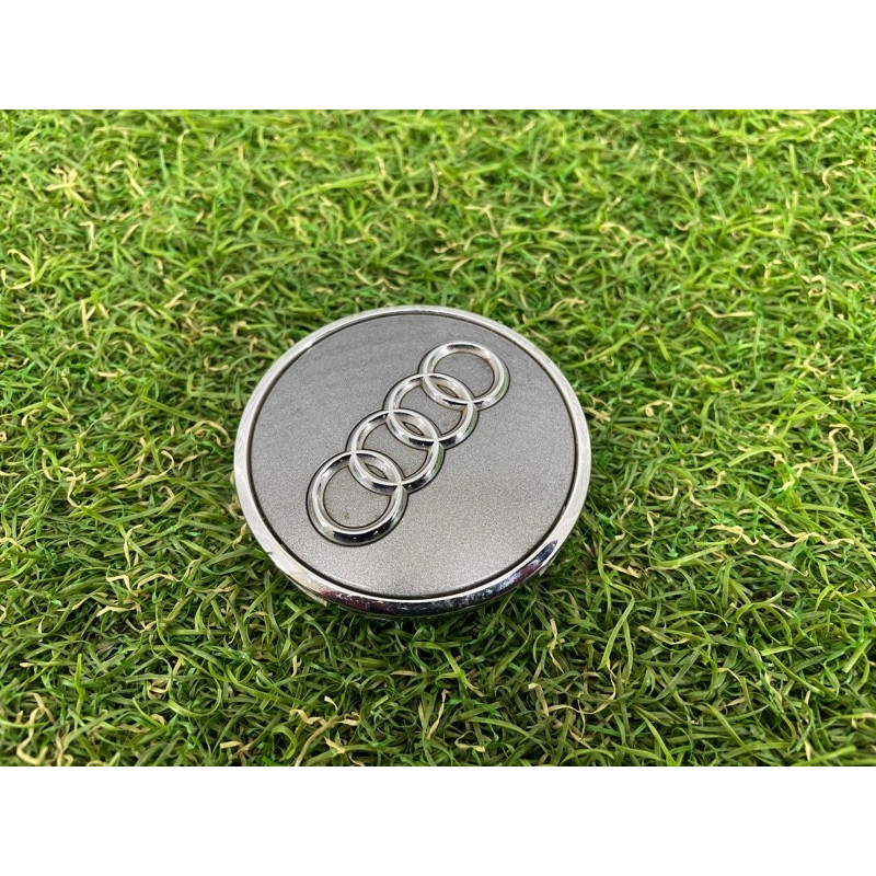 Колпачок колеса декоративный (аксессуары) AUDI Q7 4M 2018 3.0 TFSi 8W0601170