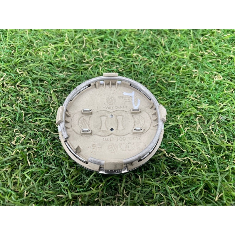 Колпачок колеса декоративный (аксессуары) AUDI Q7 4M 2018 3.0 TFSi 8W0601170