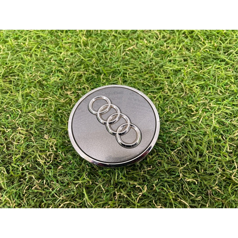 Колпачок колеса декоративный (аксессуары) AUDI Q7 4M 2018 3.0 TFSi 8W0601170