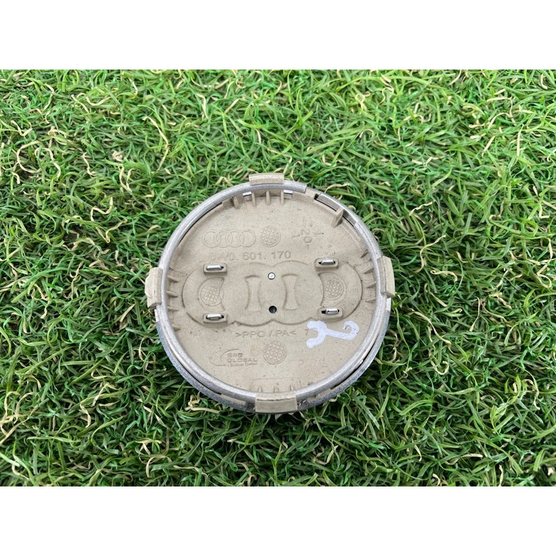 Колпачок колеса декоративный (аксессуары) AUDI Q7 4M 2018 3.0 TFSi 8W0601170