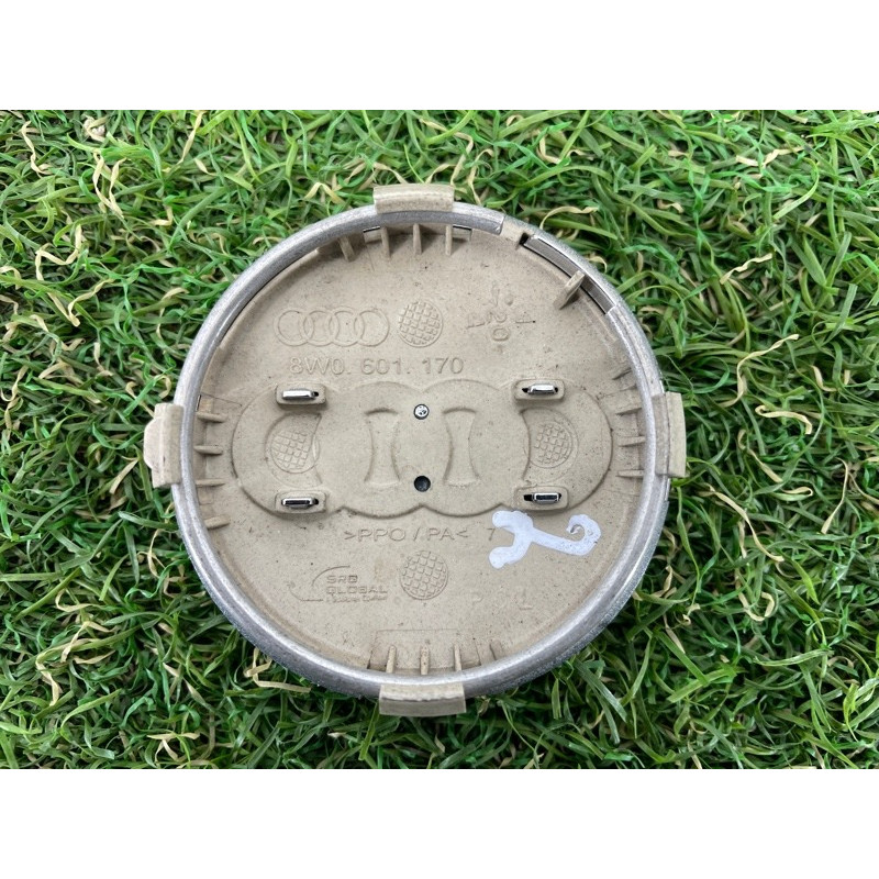 Колпачок колеса декоративный (аксессуары) AUDI Q7 4M 2018 3.0 TFSi 8W0601170