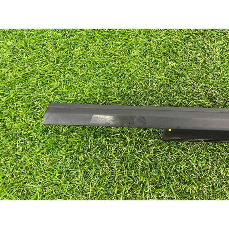 Молдинг стекла (кузов и элементы) AUDI A3 8V 2018 2.0 CZRA 8V5839478A