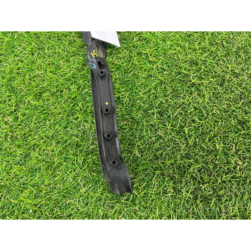 Молдинг стекла (кузов и элементы) BMW 5-series G30 2017 2.0 B46B20 51357381282