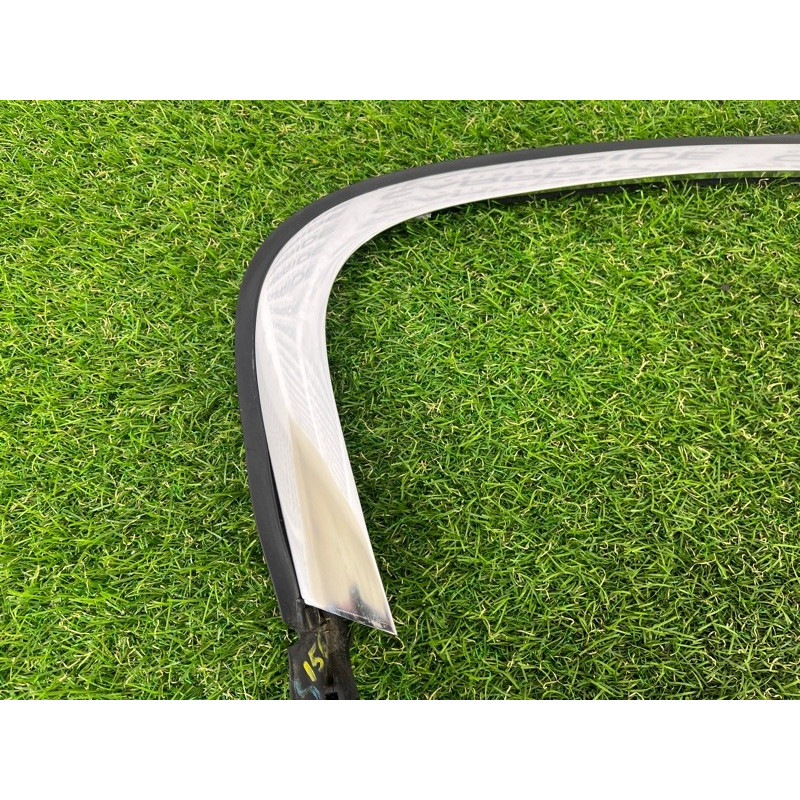 Молдинг стекла (кузов и элементы) BMW 5-series G30 2017 2.0 B46B20 51357381282