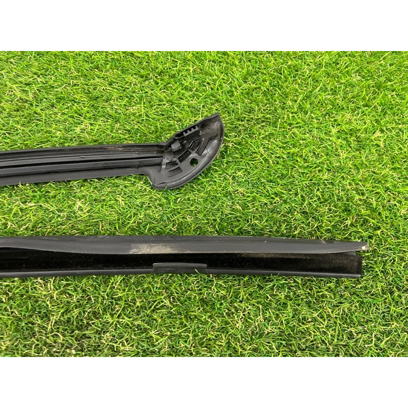 Молдинг стекла (кузов и элементы) BMW 5-series G30 2017 2.0 B46B20 51357381282