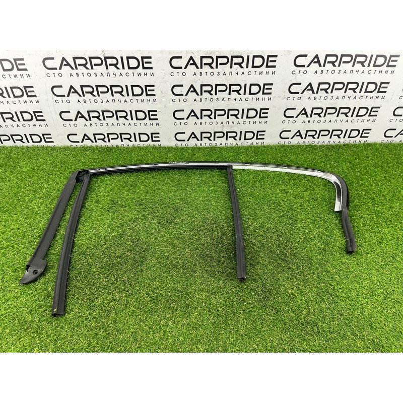 Молдинг стекла (кузов и элементы) BMW 5-series G30 2017 2.0 B46B20 51357381282