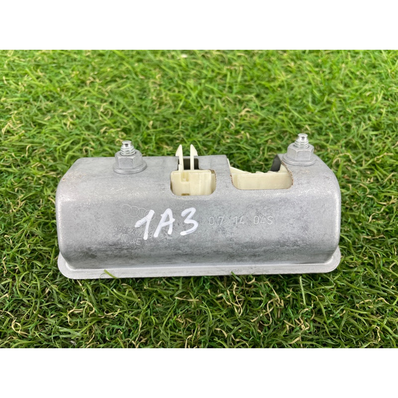 Кнопка открывания крышки багажника (электрика / кнопки) AUDI A3 8V 2015 1.8 5N0827566T