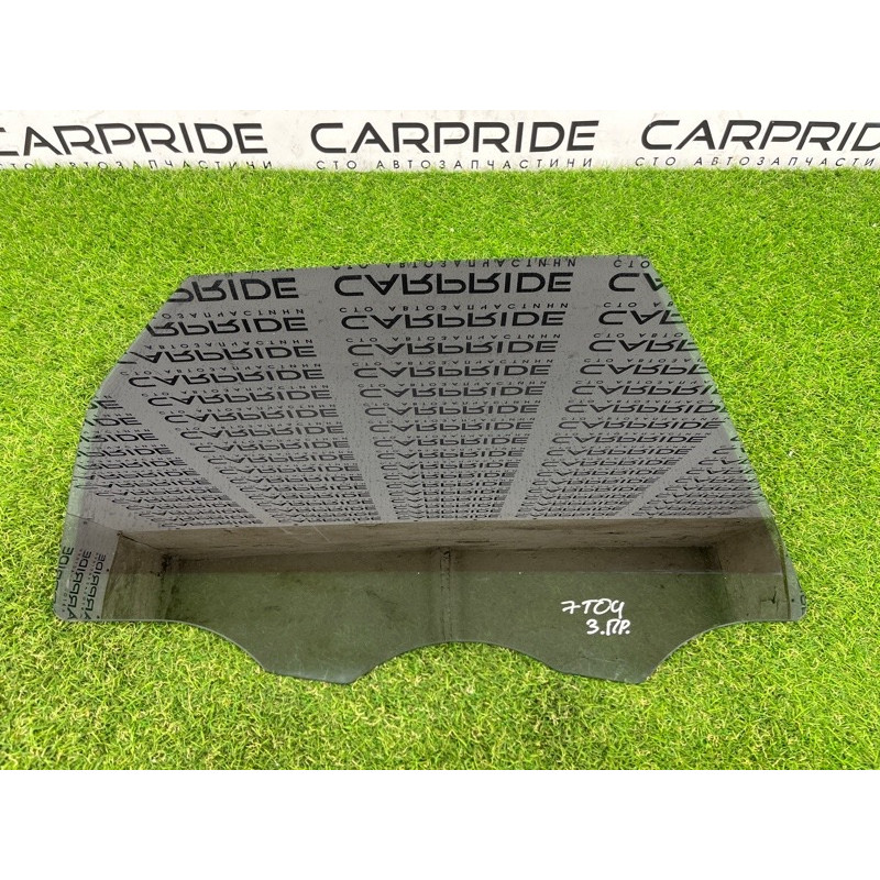 Стекло (кузов и элементы) Volkswagen Touareg FL 2015 3.6 7P6845026C