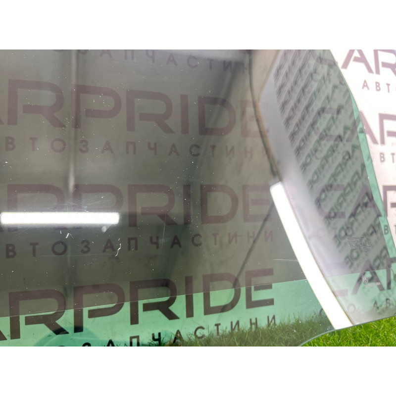 Стекло (кузов и элементы) Volkswagen Touareg FL 2015 3.6 7P6845026C