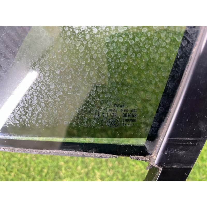 Форточка двери (кузов и элементы) Volkswagen Touareg FL 2015 3.6 7P0845113D