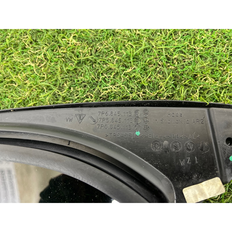 Форточка двери (кузов и элементы) Volkswagen Touareg FL 2015 3.6 7P0845113D