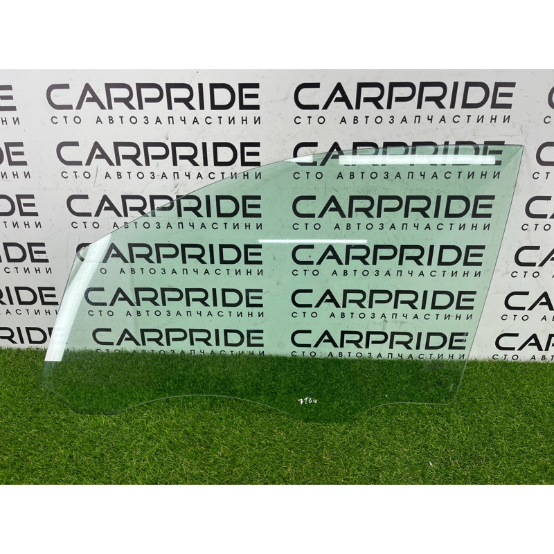 Стекло (кузов и элементы) Volkswagen Touareg FL 2015 3.6 7P6845021B