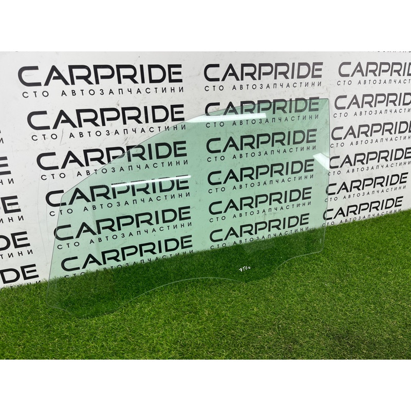 Стекло (кузов и элементы) Volkswagen Touareg FL 2015 3.6 7P6845021B