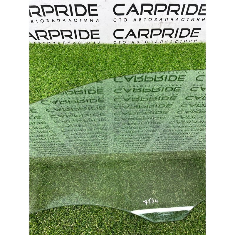 Стекло (кузов и элементы) Volkswagen Touareg FL 2015 3.6 7P6845021B