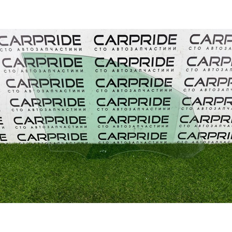 Стекло (кузов и элементы) Volkswagen Touareg FL 2015 3.6 7P6845021B