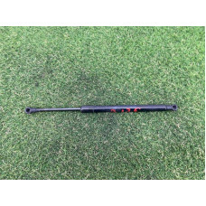 Амортизатор багажника