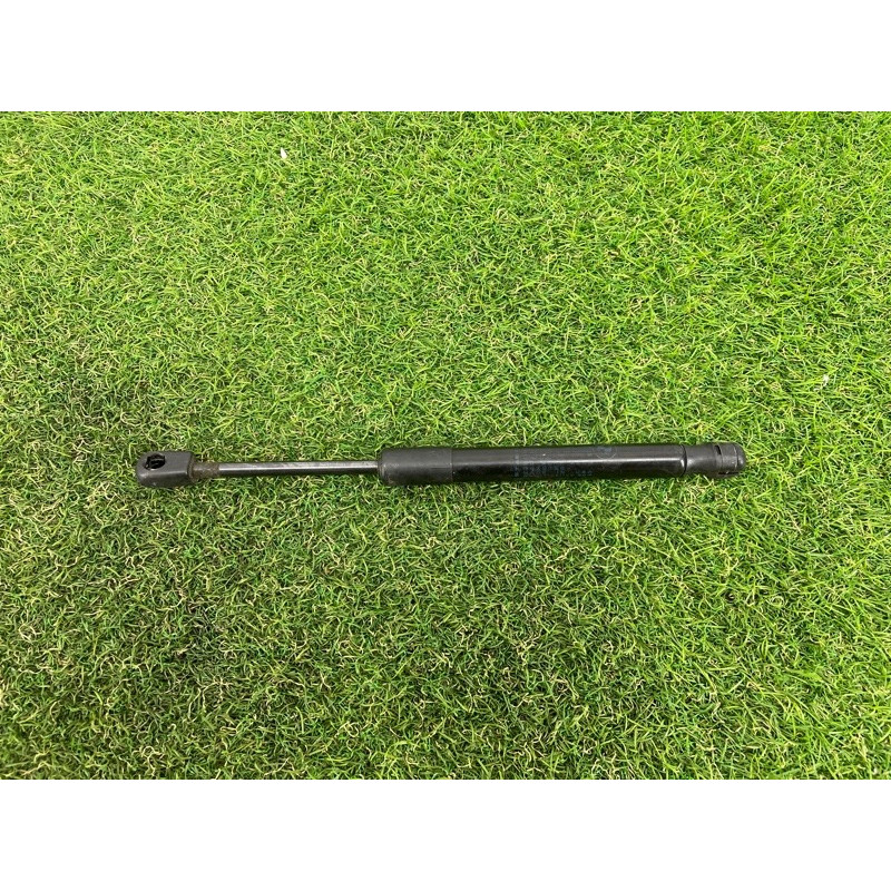 Амортизатор капота (кузов и элементы) BMW X3 F25 2012 3.0 51237210727