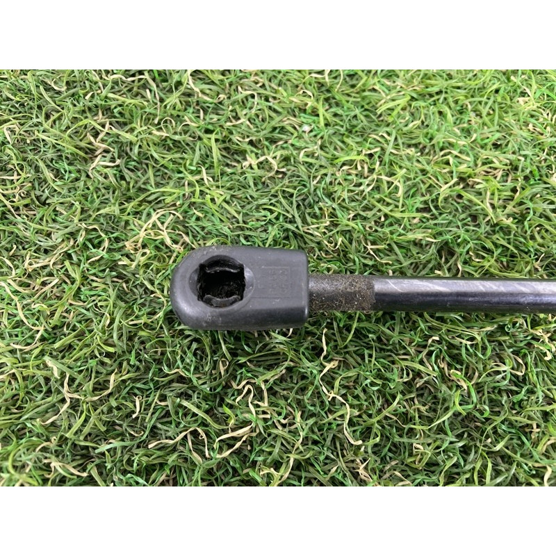 Амортизатор капота (кузов и элементы) BMW X3 F25 2012 3.0 51237210727