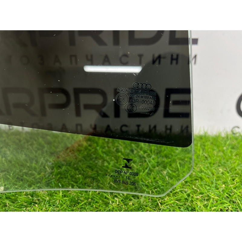 Стекло (кузов и элементы) AUDI A3 8V 2015 1.8 8V5845206
