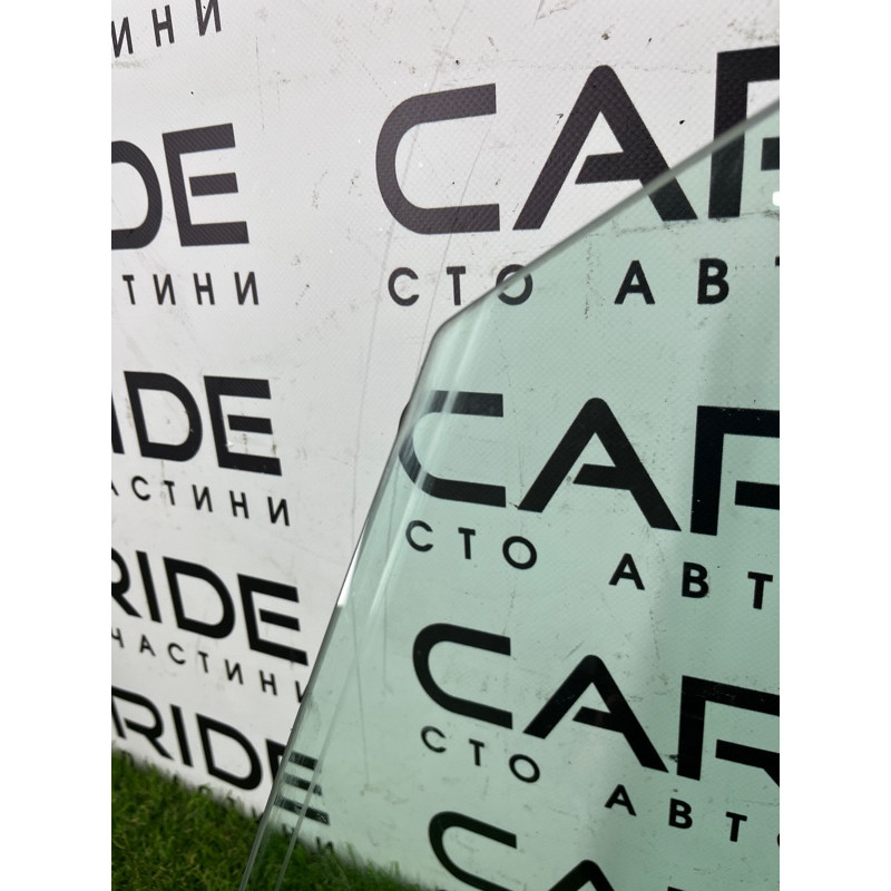 Стекло (кузов и элементы) AUDI Q5 8R 2012 3.2 CALB 8R0845201C