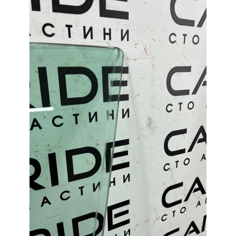 Стекло (кузов и элементы) AUDI Q5 8R 2012 3.2 CALB 8R0845201C