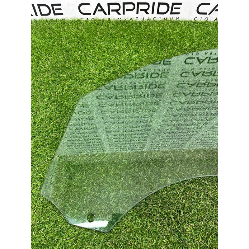 Стекло (кузов и элементы) AUDI Q5 8R 2012 3.2 CALB 8R0845201C