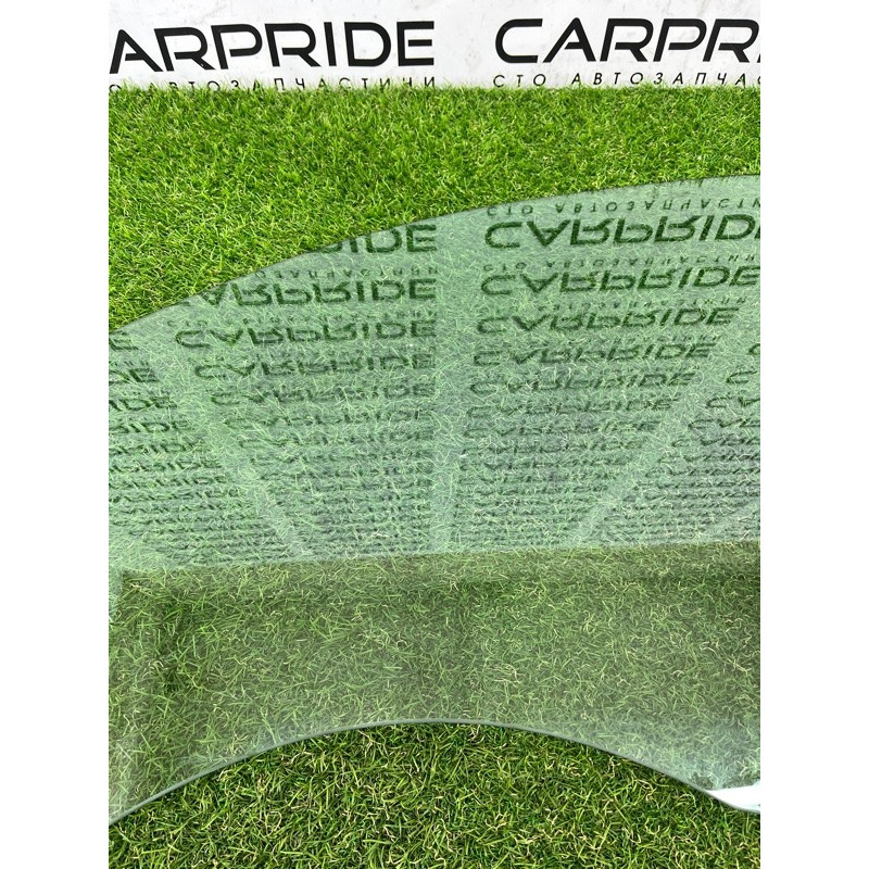 Стекло (кузов и элементы) AUDI Q5 8R 2012 3.2 CALB 8R0845201C