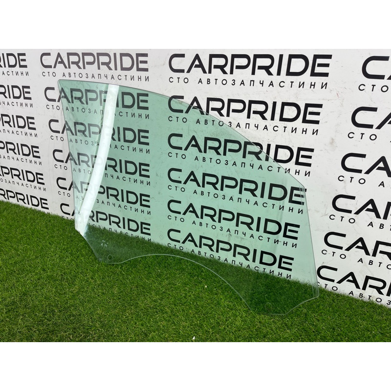 Стекло (кузов и элементы) AUDI Q5 8R 2012 3.2 CALB 8R0845201C