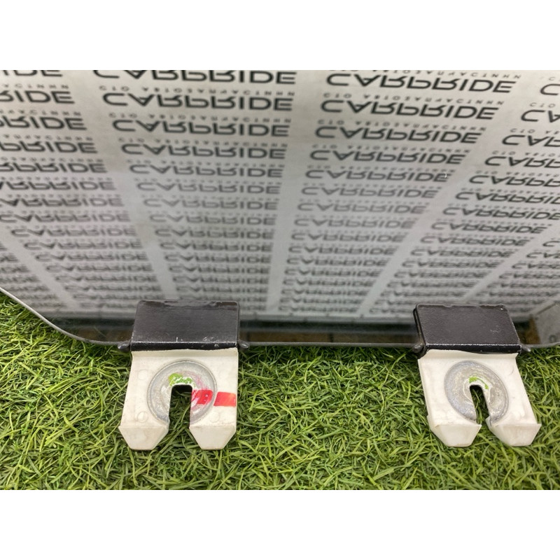 Стекло (кузов и элементы) Jeep Cherokee KL 2014 2.4 68104623AB