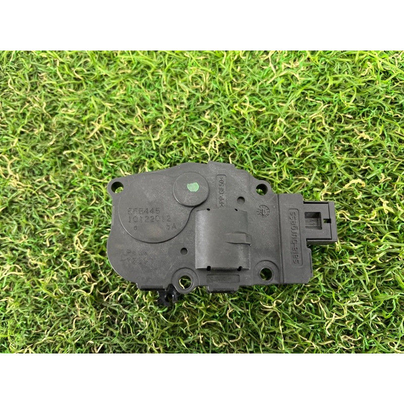 Привод заслонки отопителя (отопление и кондиционирование) PORSCHE CAYENNE 958 2013 3.6 95861251100