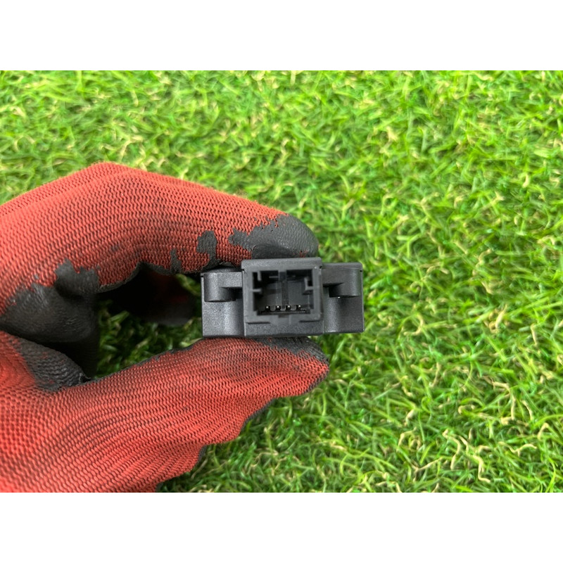 Привод заслонки отопителя (отопление и кондиционирование) AUDI A4 B9 2017 2.0 4M0820511