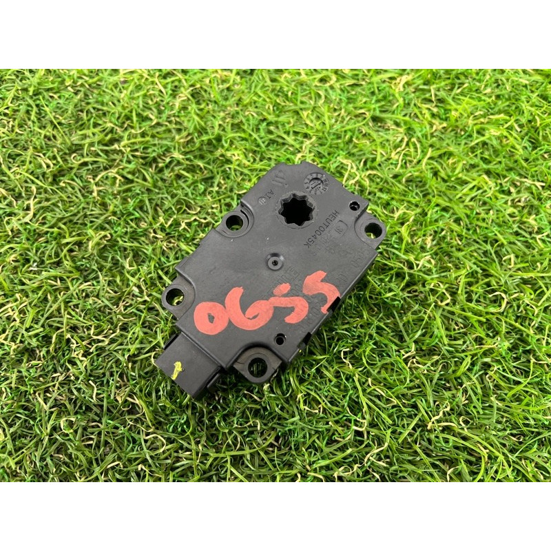 Привод заслонки отопителя (отопление и кондиционирование) AUDI A4 B9 2017 2.0 4M0820511