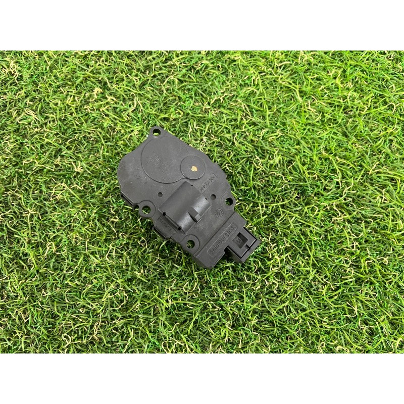 Привод заслонки отопителя (отопление и кондиционирование) PORSCHE CAYENNE 958 2012 4.8 95861251100