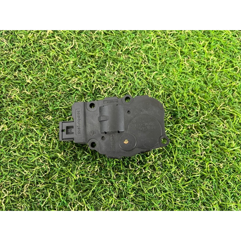 Привод заслонки отопителя (отопление и кондиционирование) PORSCHE CAYENNE 958 2012 4.8 95861251100