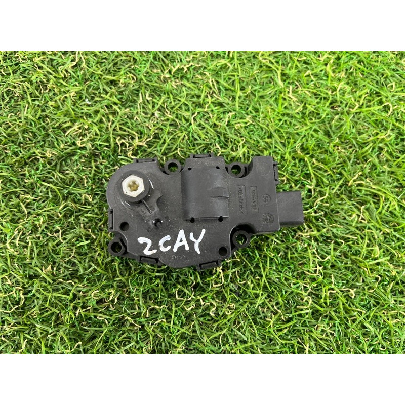 Привод заслонки отопителя (отопление и кондиционирование) PORSCHE CAYENNE 958 2012 4.8 95861251100