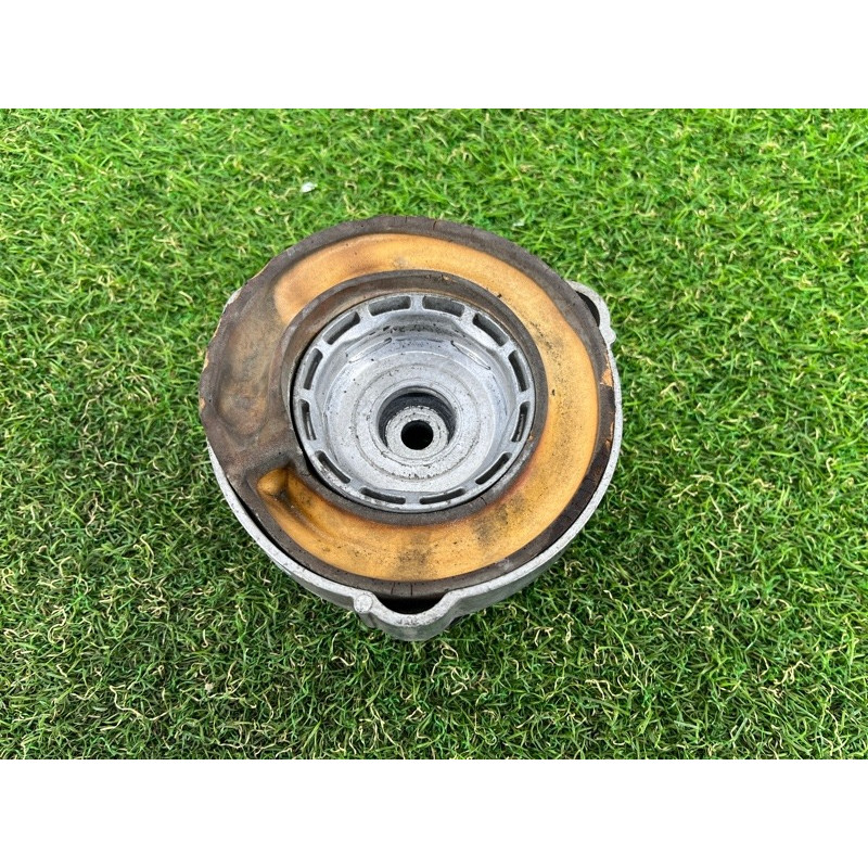 Опора стойки (подвеска) Volkswagen Touareg NF 2012 3.6 7P0412321A