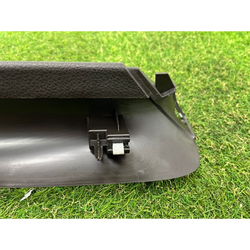 Обшивка крышки багажника (салон) Volkswagen Touareg FL 2015 3.6 7P6867603C3G4