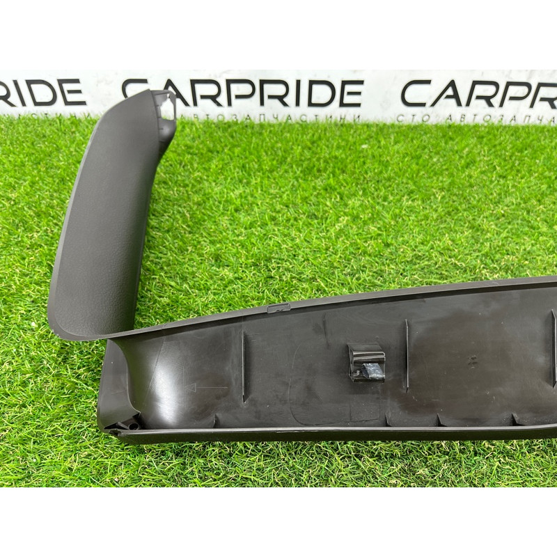 Обшивка крышки багажника (салон) Volkswagen Touareg FL 2015 3.6 7P6867603C3G4